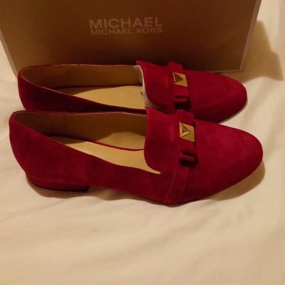 Michael Kors Caroline Loafer - Picture 5 of 11